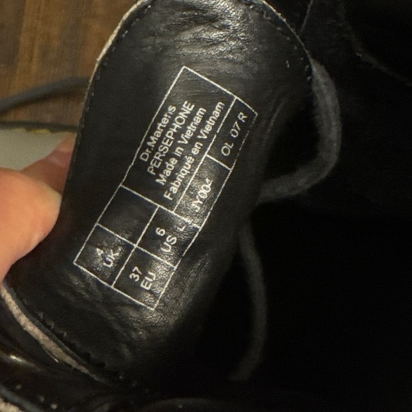 Dr Martens - Picture 7 of 7